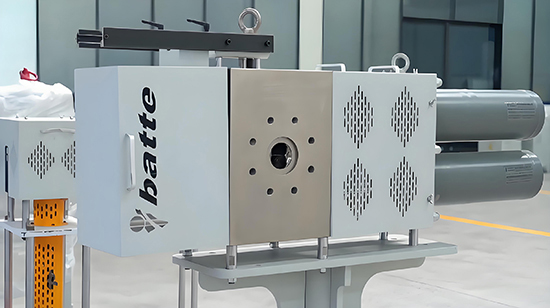 雙柱液壓換網器